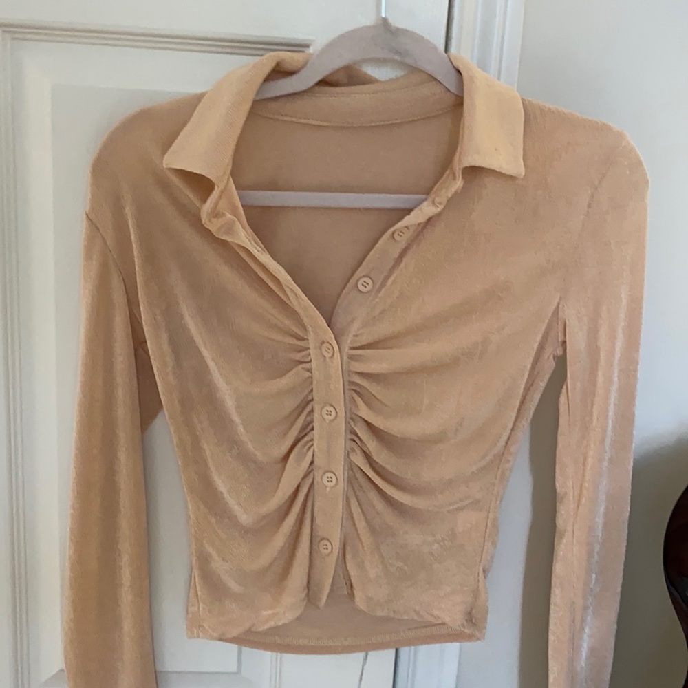 Cute long sleeve button up top